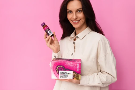 Promarine Collagen Peptides – complemento alimenticio con edulcorantes. 3 envases de 10 viales cada uno. Volumen: 1500 ml (30 х 50 ml).